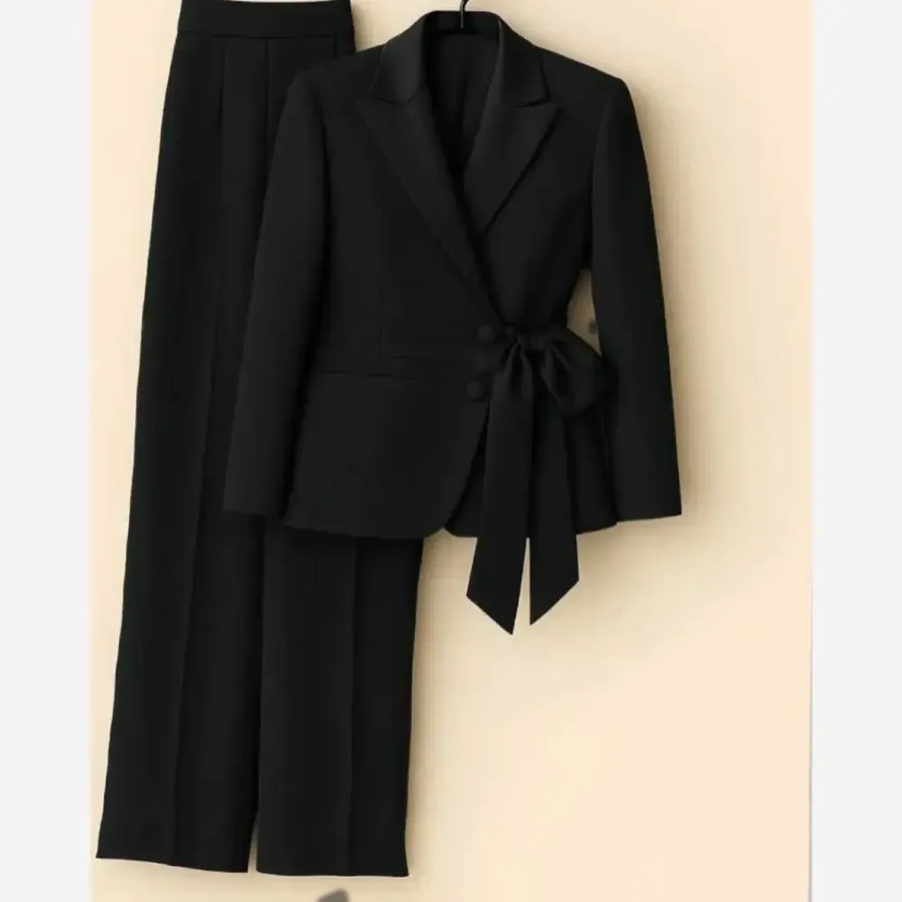 کت و شلوار زنانه مازراتی السانا مدل شلوار بگ رنگی