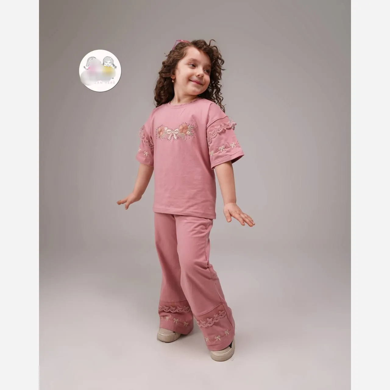ست تیشرت و شلوار دخترانه تیپ لاکرا اعلا سایز 35 تا 50