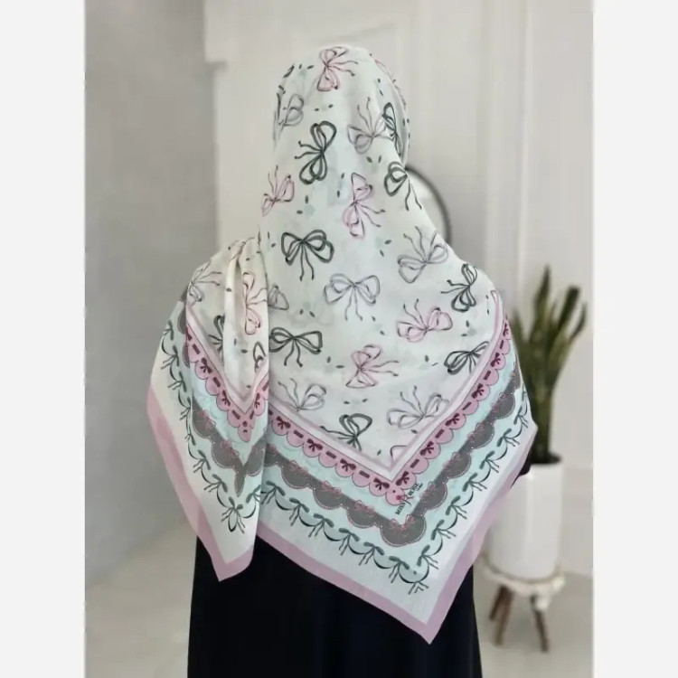 روسری طرحدار پینترستی سوپرنخ قواره 140 کیفیت تضمینی